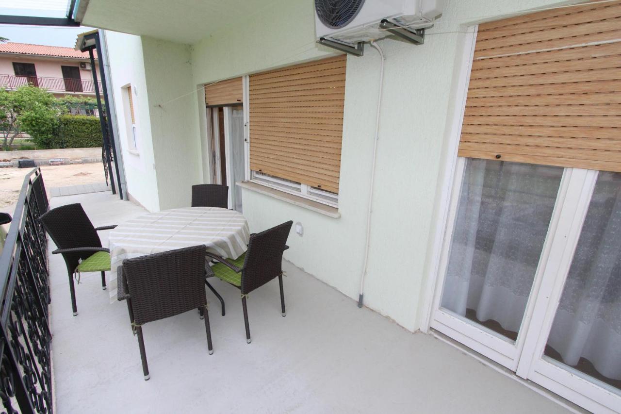 Apartment Oto بولا المظهر الخارجي الصورة